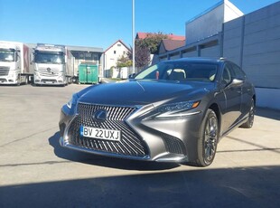 Lexus Seria LS