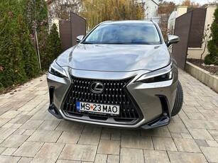 Lexus Seria NX 350h AWD 2.5 TNGA HV 25H CVT Executive