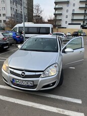 Opel Astra 1.7 CDTI Sedan Enjoy