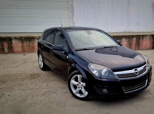 Opel Astra 1.9 CDTI Edition