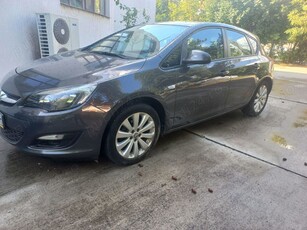 Opel astra J 2013