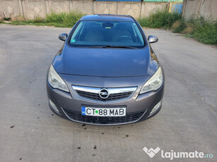 Opel Astra J, an 2010, Diesel