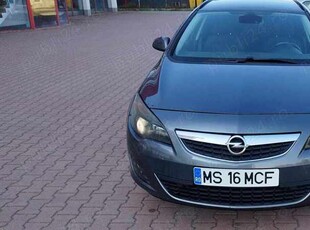 Opel astra j an 2011