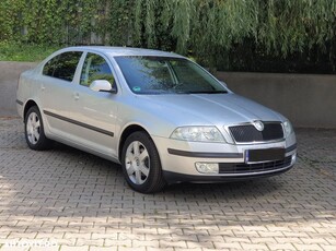 Skoda Octavia 1.6 FSI Ambiente