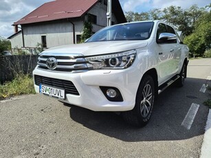 Toyota Hilux 4x4 Double Cab A/T cu Safety Sense Style