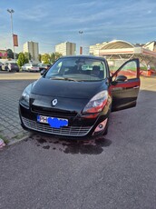 vând Renault grande scenic 1.4 tce ,7locuri