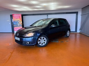 Volkswagen Golf 1.6 TDI DPF Comfortline