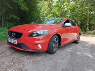 Volvo V40 D3 R-Design