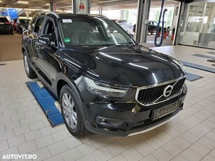 Volvo XC 40 D4 AWD Geartronic Momentum