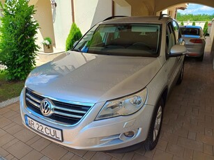 VW Tiguan 2009, 2.0 -TDI - 4x4 = viteze 6+1 - Proprietar -