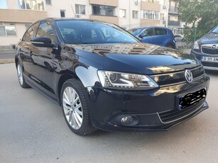 Vw jetta 2014 hybrid automata full option