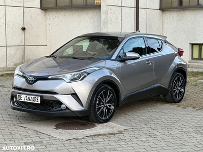 Toyota C-HR Hybrid Style Selection