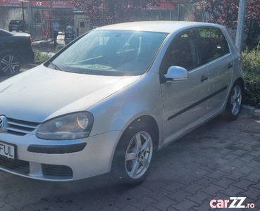 Volkswagen Golf 5 1.6 FSI