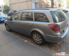 Opel Astra H combi 1.9 120 cp