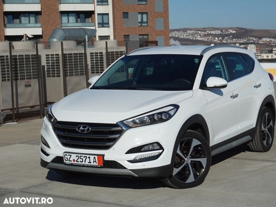 Hyundai Tucson 2.0 CRDI 4WD 8AT Luxury