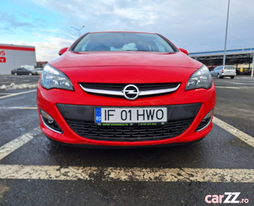 Liciteaza-Opel Astra 2012