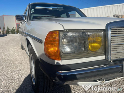 Mercedes Benz Automatic w123 an 1982