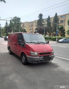 Vând Ford transit