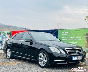 Mercedes E-Classe 350CDI 4Matic 7G-tronic Aut. Navi Xenon Leader 2011