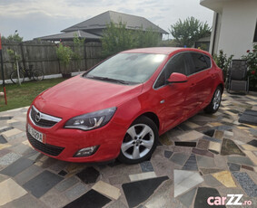 Opel Astra J// euro 5// xenon// navi color//