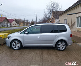 Vw Touran an 2012 diesel 20 tdi klimatronic adus recent