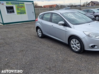 Ford Focus 1.6 TDCi DPF Start-Stopp-System Ambiente