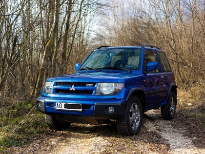 Mitsubishi Pajero Pinin Topoloveni