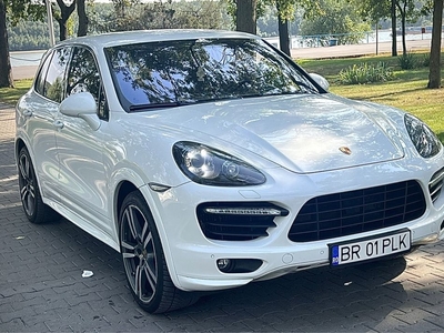 Porsche Cayenne Turbo 4.8 500 cp an 2013, Proprietar, Variante Braila