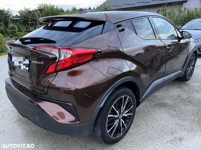 Toyota C-HR 1.8 HSD 4x2 CVT C-enter