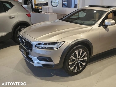 Volvo V90 V90CC B4 MHEV AT AWD Ultimate Bright