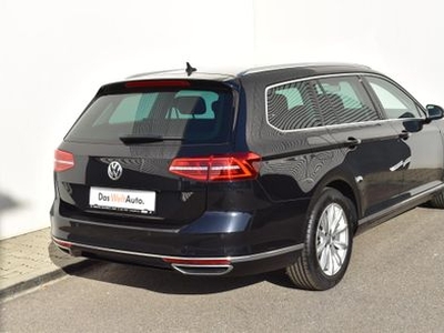 VW Passat Variant Var.High 2.0 TDI DSG 4Mot