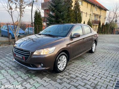 Peugeot 301 1.2 VTi Access