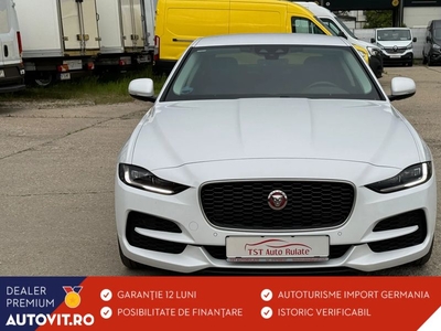 Jaguar XE 2.0 Prestige