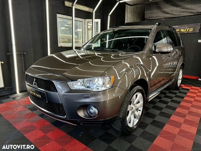 Mitsubishi Outlander 2.2 DI-D 4WD Intense