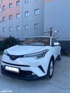 Toyota C-HR 1.8 HSD 4x2 CVT C-lassy