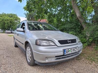 Opel Astra G break, motor benzină 1.598 cmc, an 2001.