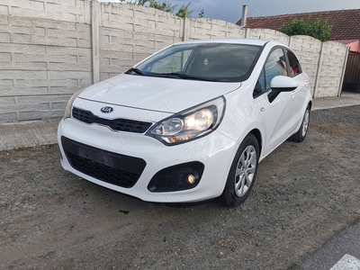 Vand Kia Rio 1.2 benzina +gaz