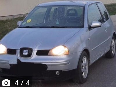 Vând Seat Arosa