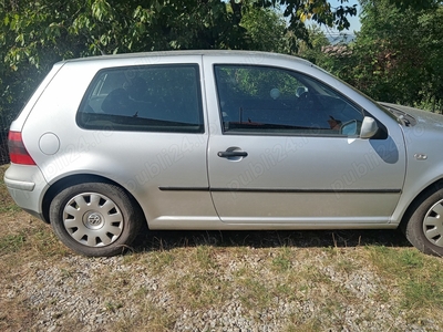 Vând Volskwagen golf IV