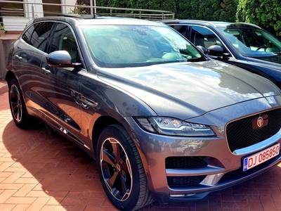 Jaguar F-Pace Garantie Distronic Trapa Keyless Bord Virtual FarMatrix R20 Parcheaza