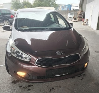 Kia Ceed 2014 ,motor 1400 diesel