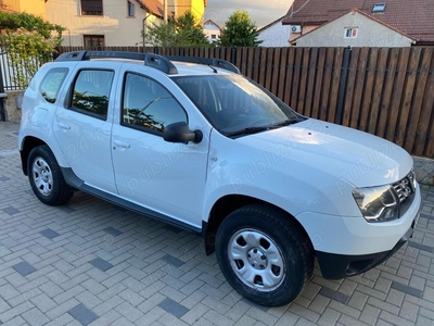 Persoană fizică - Vând Dacia Duster Laureate