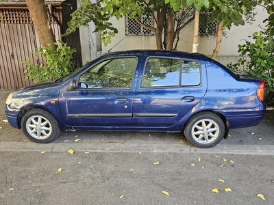 Renault Clio 1.4 benzina din 2001 75 CP