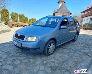 Skoda fabia, an 2004.1.4 benzina- rate cu buletinul