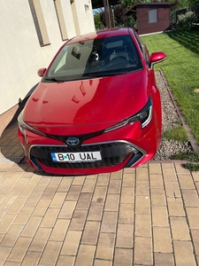 Toyota Corolla HB 2.0 Hybrid Exclusive Plus cu opțiuni GR Sport