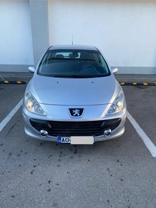 Vand Peugeot 307, an 2007, motor 1,6 hdi, 110 cp