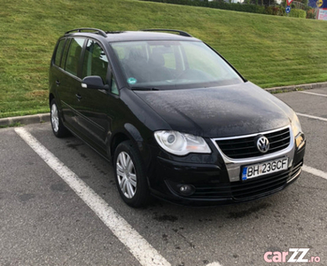 Vw touran cu 7 locuri