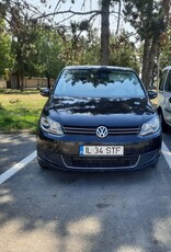 Vând Volkswagen Touran