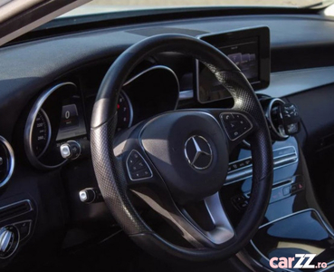 Mercedes-Benz Class C 180 7G-TRONIC 2016 alb perlat impecabil