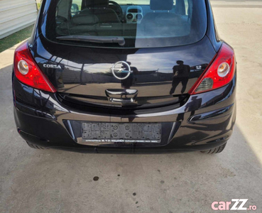 Opel corsa 1.2 benzină 2007